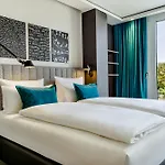 Hotel One 3*