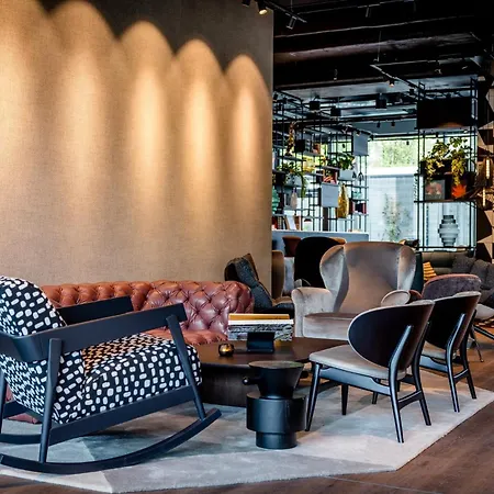 Hotel One