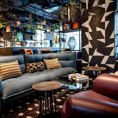 Hotel One 3*
