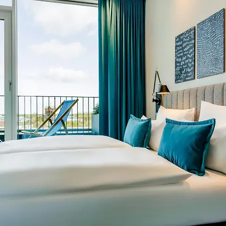 One Hotel 3*