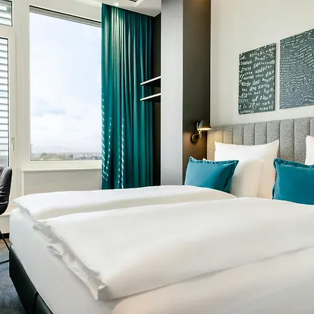 Hotel One