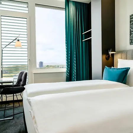 Hotel One 3*